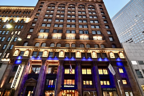 Holiday Inn Express Cleveland Downtown by IHG