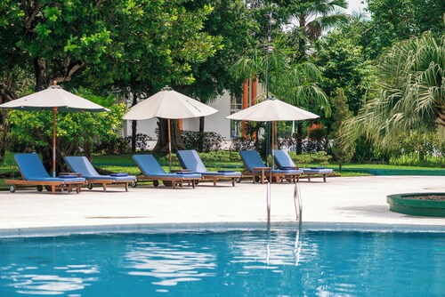 Inya Lake Hotel