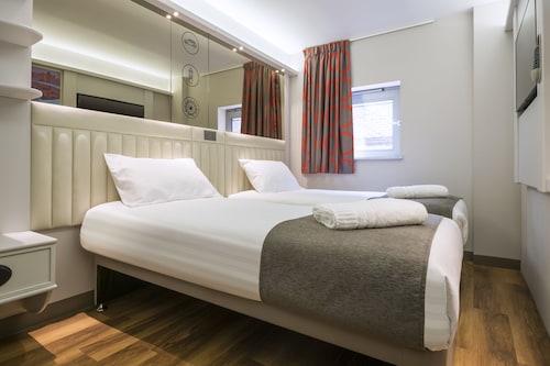Point A Hotel - London, Canary Wharf