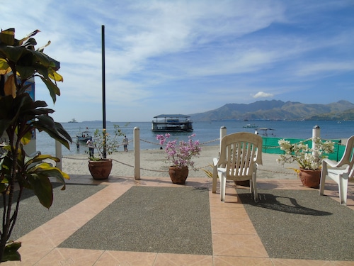 Blue Rock Beach Resort
