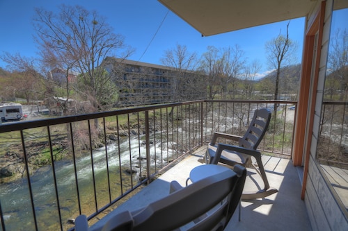 Creekstone Inn