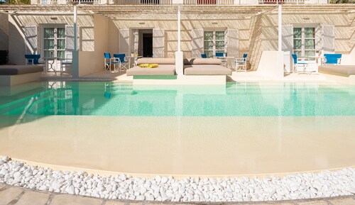 Hydrele Beach Hotel