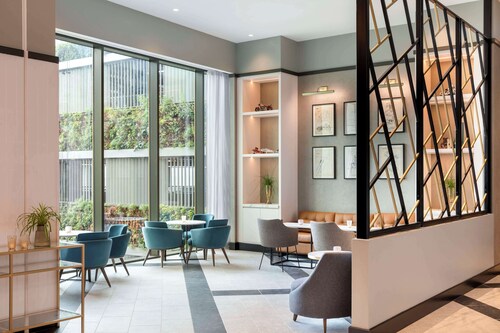 Hilton Woking