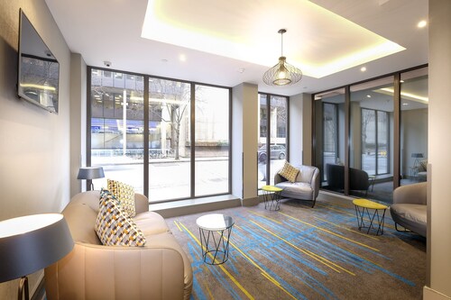 City Sleeper at Royal National Hotel